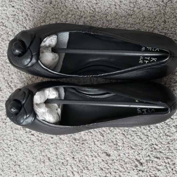 Saks Fifth Avenue Flats - Picture 3 of 3